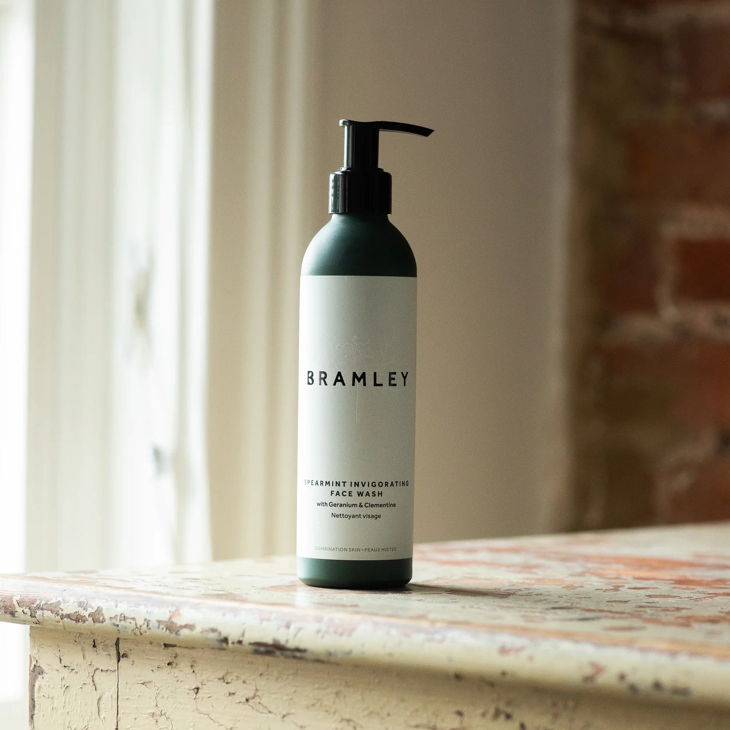 Bramley Spearmint Invigorating Face Wash