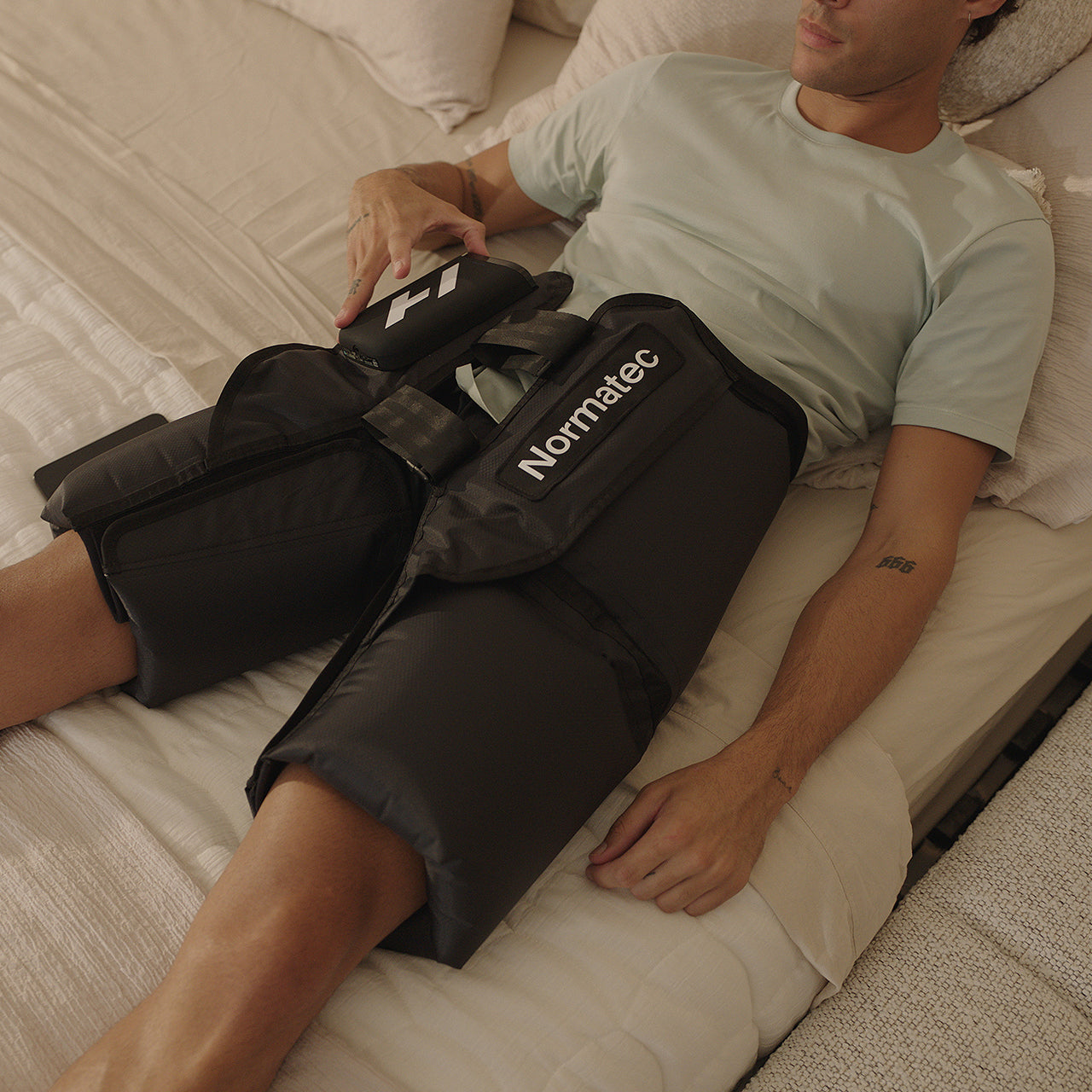Hyperice Normatec Premier Hips