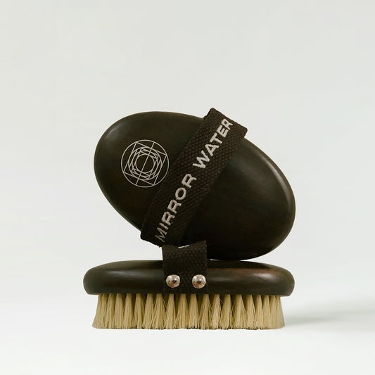 Mirror Water Ultra-Soft Buff Body Dry Brush