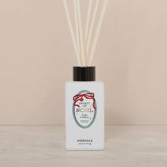 Norfolk Natural Living Spirit Of Noel Christmas Diffuser Set